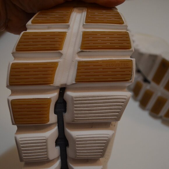 SWISS ENGINEERING UQ CLOUDCOAST White Sport Soft Breathable Slip-On Sneakers W8 - Picture 7 of 9